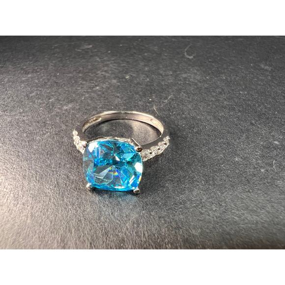 Vintage 14K White Gold Cushion Cut CZ Engagement Ring Size 7 - Picture 4 of 16